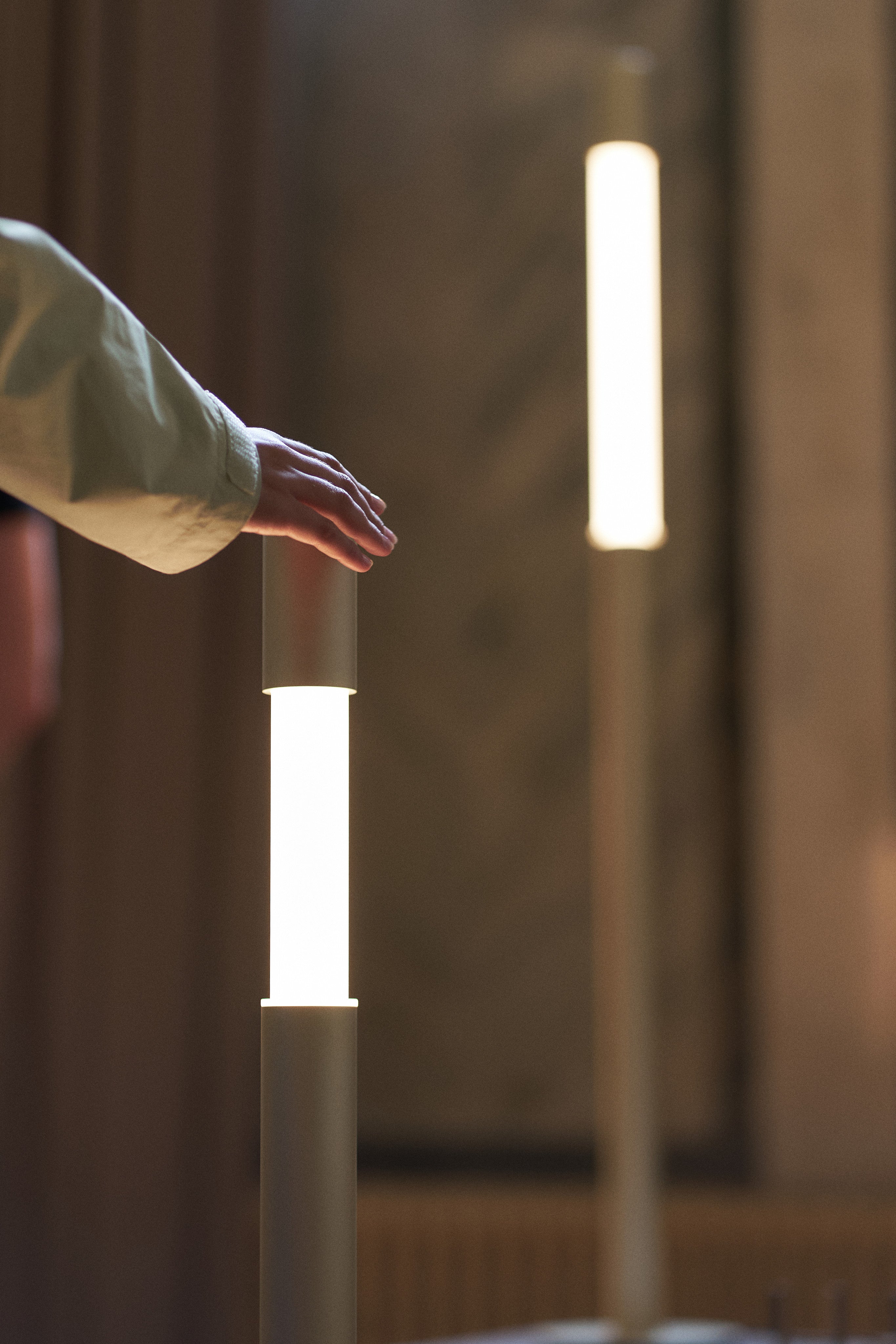The Slide Light by Georgious at Shoreditch Design week London champagne and blank silver colour